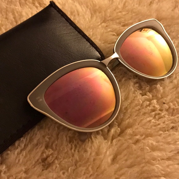 Quay Sunglasses - Picture 2 of 2